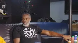Season 2 Episode 12 - iLove Juice Joint