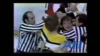 NHL May 16, 1974 Terry O'Reilly,BOS v Andre Dupont,PHI x2 Feeds + (HL) Boston Bruins Philadelphia Fl