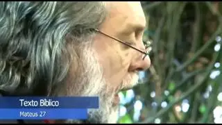 Novo Testamento de Carreirinha: Mateus 27 e 28.