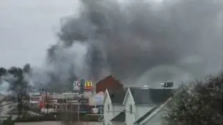 Det brinner i ett tryckeri i Helsingborg .wmv
