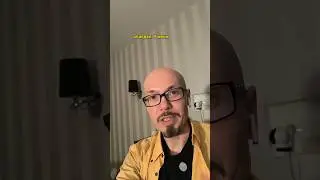 Подсмотрел, как работает репетитор по английскому языку в кафешке...