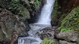 Gunehar Waterfall |  @wanderwithspectre