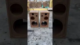 3way speaker box 10&rdquo; woofer.what&rsquo;s up number 8595503790