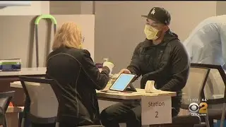 Hoag Hospital In Irvine Begins Vaccinating Healthcare Workers