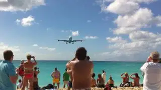 Princess Juliana + St-Maarten  Landings and takeoffs
