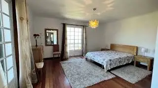 Detached house with fabulous views for Sale!