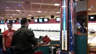 Having fun with friends at Bowlplex :) Kto siljnej? :D Who is stronger?