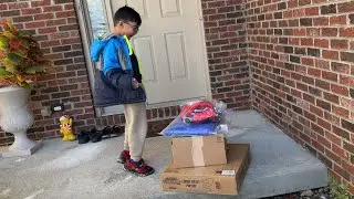Xoro lai gift from daddy # Spider-Man lover&rsquo;s #spiderman 😍🥰#happyson #familyvlogs