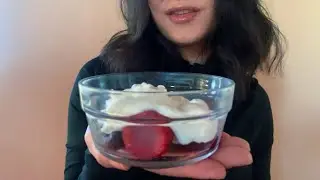 Asmr comiendo yogurt y fruta