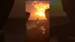 Drinking Beer on the Beach at Sunset 🍻🍻🌅🌊#sunset #relax #shorts #shortvideo