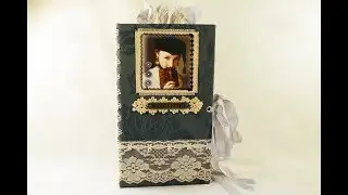 The Booklover - a keepsake junk journal
