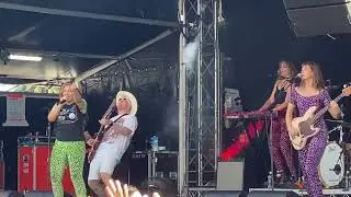 Killing Heidi - Weir live Good Things Festival Sydney 2024