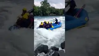 Rafting at Kali river Dandeli live Accident #adventure #travel #wildlife #nature #rafting #boating