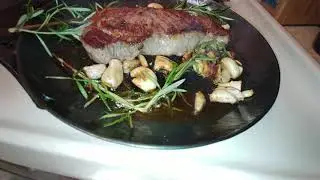 Steak on a Blanc Creative