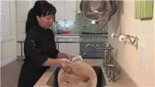 Cookware Cleaning : Cleaning a Baking Stone