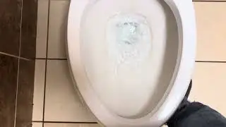 Popeyes women&rsquo;s restroom