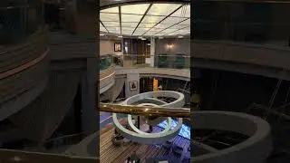 Ocean bar at Ms Westerdam ⛴️👨&zwj;✈️#hollandamericaline