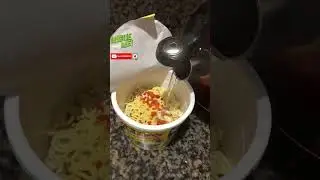 Fideos Instant&aacute;neos Lonchys #viral #viralshorts #shorts #shortsviral#youtubeviral #youtubeshorts