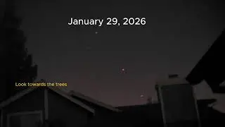 Crazy chain of red orbs