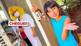 A BABÁ MALUCA APARECEU NA MINHA CASA!!! 😰