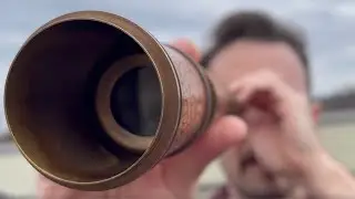 Reward the Curious - Spyglass | Urban Artifact