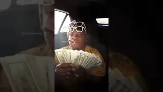 Guy gets robbed on Instagram live