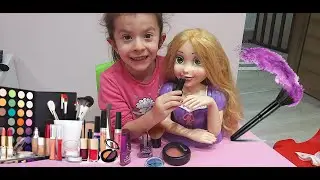 Rapunzel #Barbie Kuaf&ouml;rde Makyaj ve Y&uuml;z Bakımı Yaptırıyor. #disneyprincesse #funkid #funkidvideo