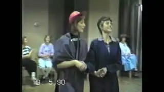 Volksdansvereniging Milos uit Epe. Optreden 19-05-1990 in Kulturhus Epe.