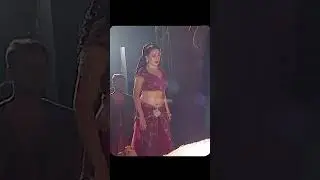 Madhuri Dixit's Mesmerizing Dance Moves On Wajood (1998) Sets - Main Kya Karoon Song Shoot