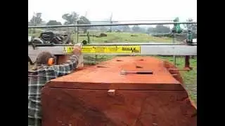 Lucas Mill cutting Redgum slabs