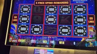 HOLD & SPIN LIGHTNING $1 Bet