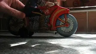 MARX POLICE SIREN MOTORCYCLE COP & BOX lovely 1930's tin toy works great tinplate
