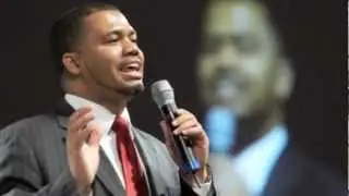 MANUEL SCOTT  -