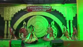 Freestyle Gujarati Theme Group Dance by Class 11 Girls | SVN | Annual 2025