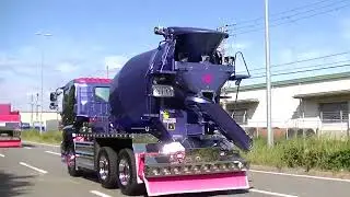藤商丸急行　デコトラチャリティハロウィンフェス　デコトラ入場②