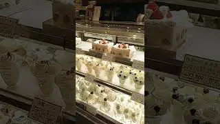 LITS OF CAKES#yummy #food #sweet#japan #shorts