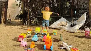 देखो बच्चों aaj candy Dumping Andsearching wheel DumperTruck minitrector Hindicartoonvideo Toyvideo 