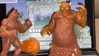 Краткий обзор нового набора диорам Altered Beast от Sega.