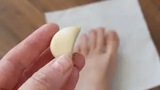 This Garlic Trick Will Cure Nail Fungus Fast &ndash; No Expensive Treatments Needed!