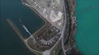 Phantom 4 hoch über dem Rhein bei Kehl