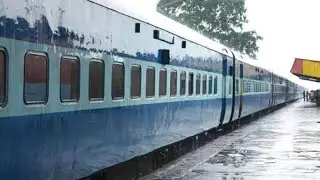 Indian Railway Beautiful ICF Rake Sound | Full Speed