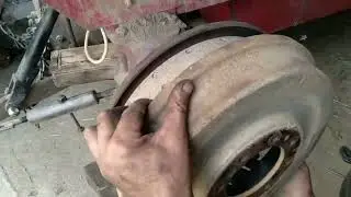 Štelovanje kočnica na traktoru / imt 533