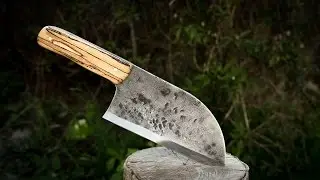 Selbstgemachtes Fleischmesser aus Sägeblatt