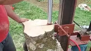 Hidraulucni cjepac drva