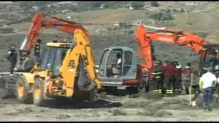 MACALUBE DI ARAGONA AGRIGENTO DUE BAMBINI  HANNO PERSO LA VITA SEPOLTI DAL FANGO