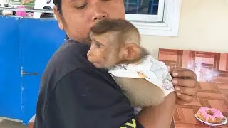 Lovely Jason So Sweet Manner Cuddling With Mom Wait Morning Milk
