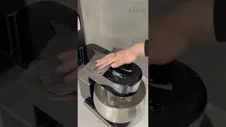 OMG, this magic cloth is a game-changer! Just wet it, wring it, and watch it leave glass spotless! ✨