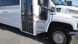 Used Large Shuttle Bus - 2004 GMC C5500 Glaval For 29 Passengers w/ Rear Luggage Compartment S05127