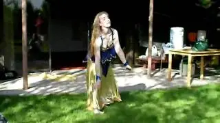 Aylin yellow veil performance