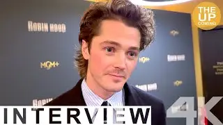 Интервью Генри Роули на красной дорожке Робин Гуда